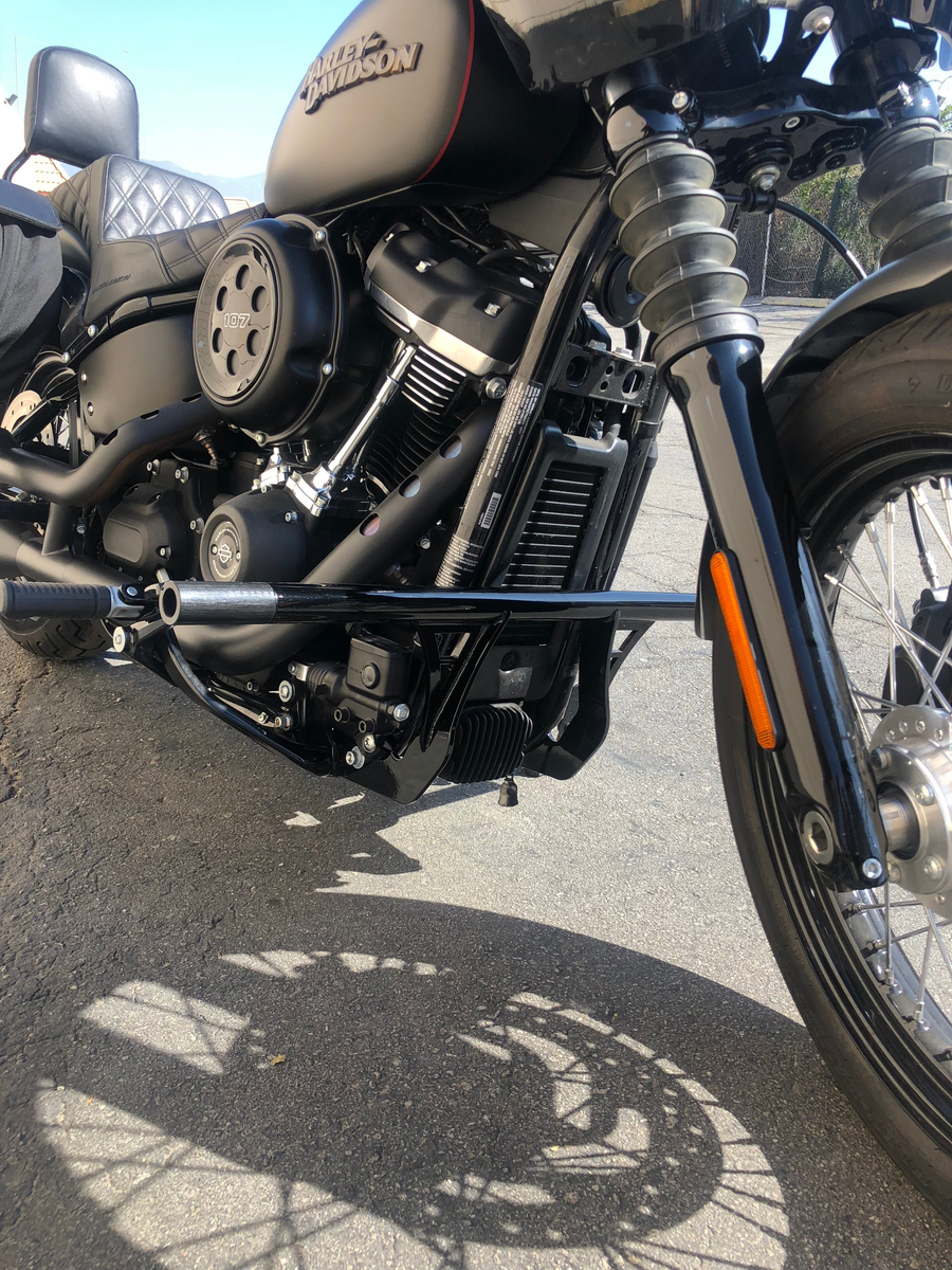 Dyna FXR Crash Bar with Highway Pegs Harley Crash Bar